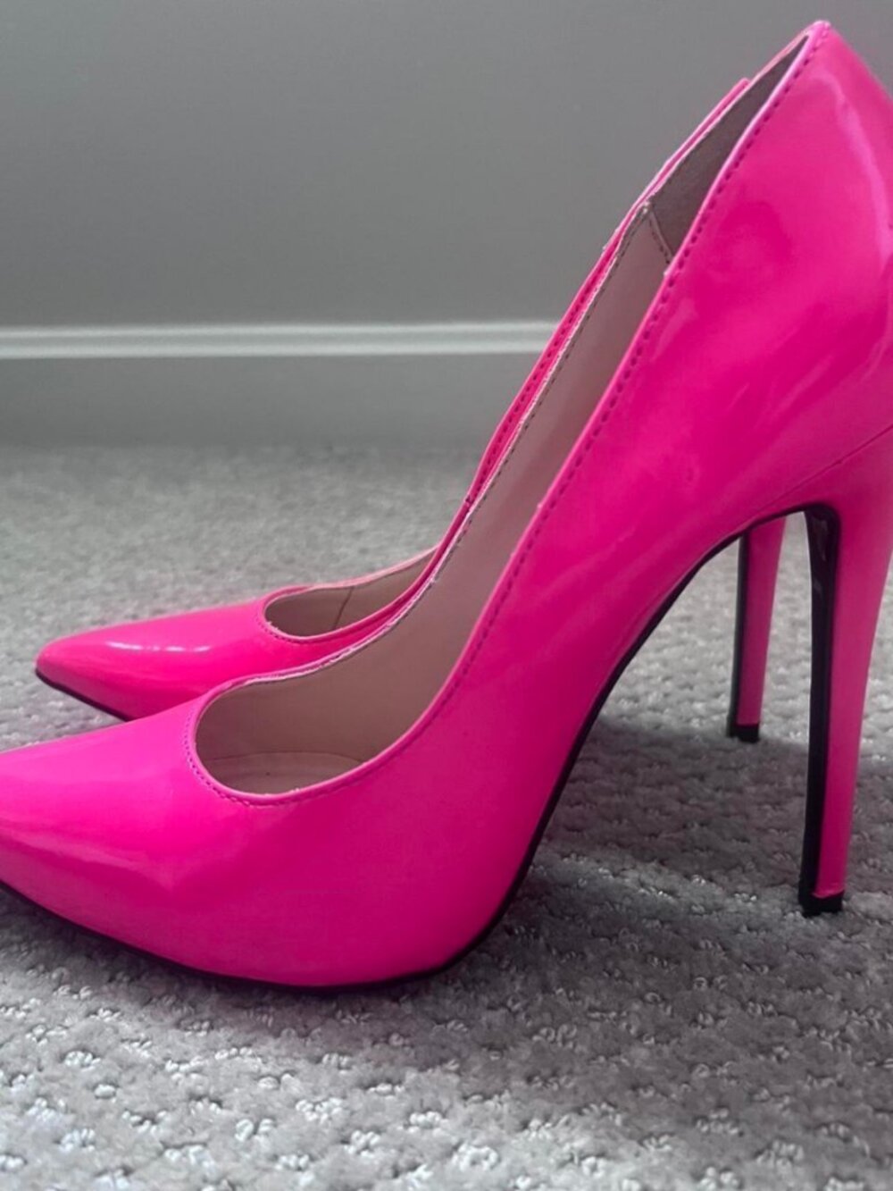 Women's Pink Courts
